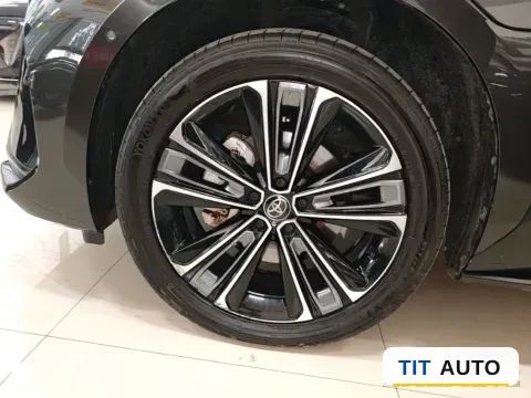 2022 Toyota bZ4X 2