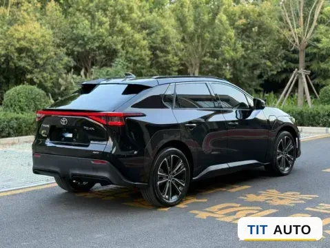 2022 Toyota bZ4X 7