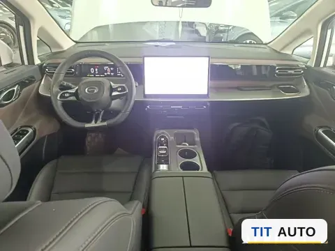 2024 GAC Trumpchi E8 PHEV 10