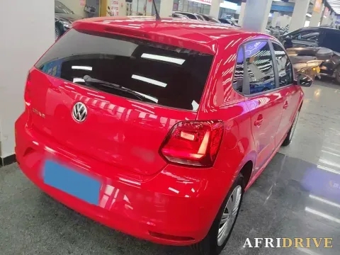 2016 Volkswagen Polo 4
