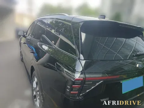 2023 Ford Edge 4