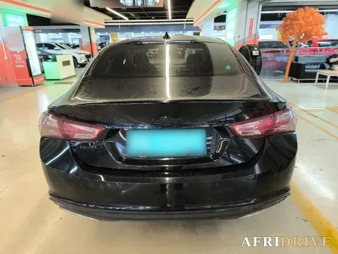 2021 Chevrolet Malibu XL 5