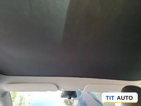 2022 Tesla Model Y 17