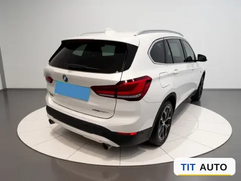2020 BMW X1 6