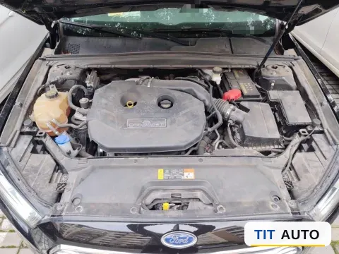 2018 Ford Taurus 21