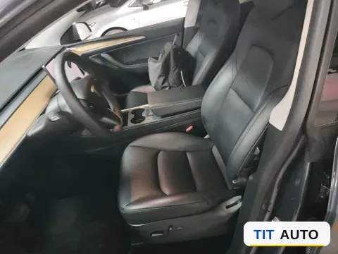 2021 Tesla Model Y 18