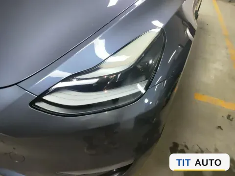 2021 Tesla Model Y 22