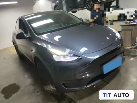2021 Tesla Model Y 5