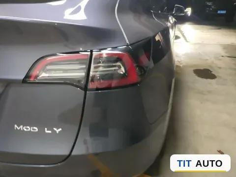 2021 Tesla Model Y 7