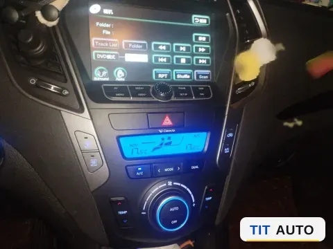 2013 Hyundai Santafe 16