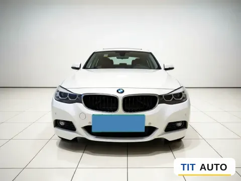 2019 BMW 3 Series GT 2