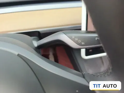 2022 Tesla Model Y 13