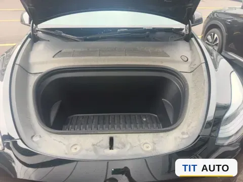 2022 Tesla Model Y 19