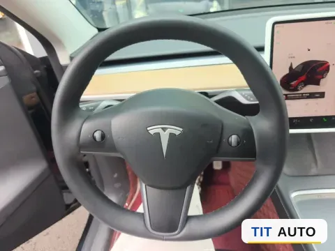 2022 Tesla Model Y 10