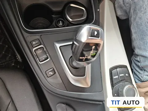 2016 BMW 3 Series 13