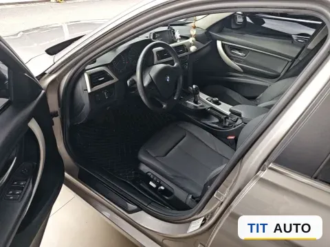 2016 BMW 3 Series 14