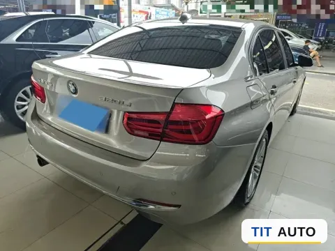 2016 BMW 3 Series 6