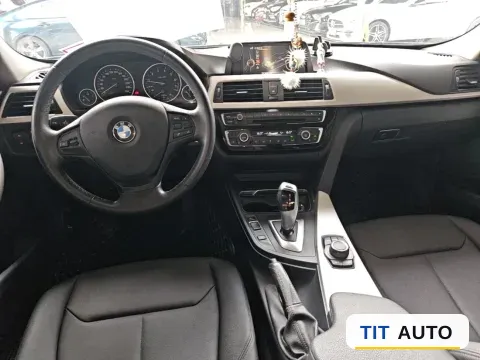 2016 BMW 3 Series 9