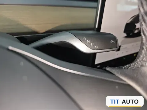 2022 Tesla Model Y 13