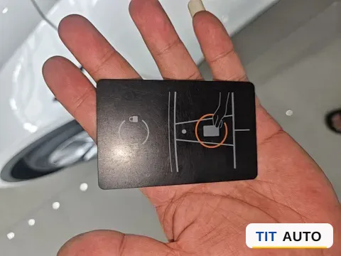 2022 Tesla Model Y 8