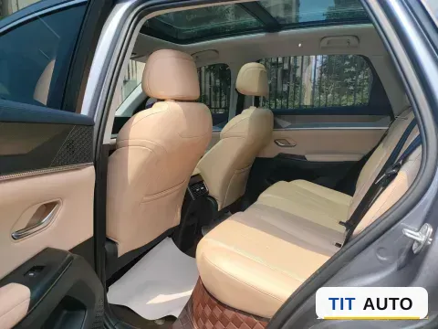 2025 BYD Song Pro 8