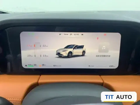 2025 AITO AITO M5 25