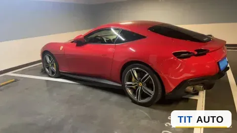 2020 Ferrari Roma 4