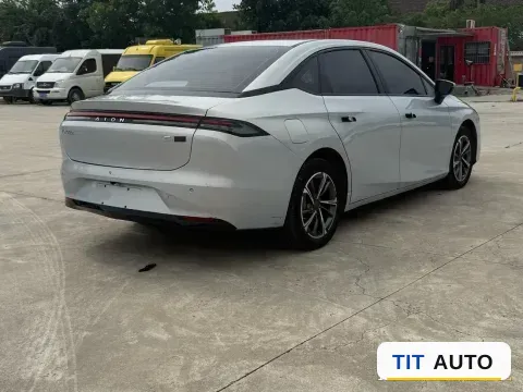2024 Exceed TXL 8