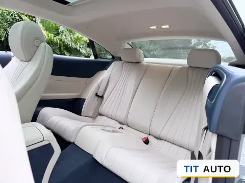 2021 Mercedes-Benz E Class 8