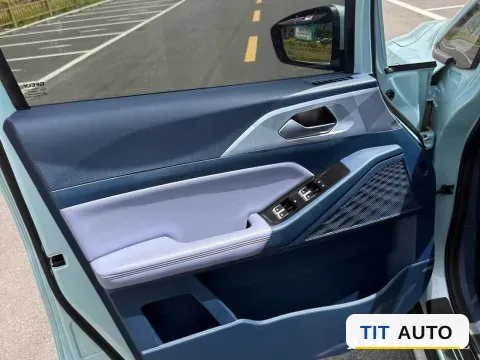 2022 Geometry E 10