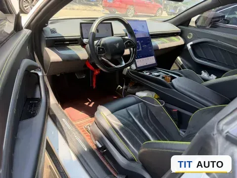 2023 Neta GT 5