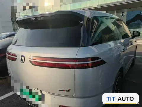 2025 Denza DenzaN8L 4