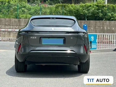 2025 Avatr 11 11