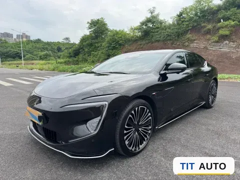 2026 Avatr 12
