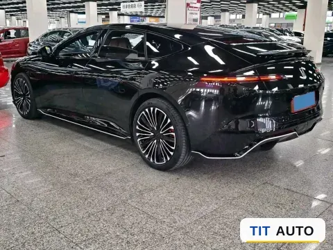 2025 Avatr 12 7