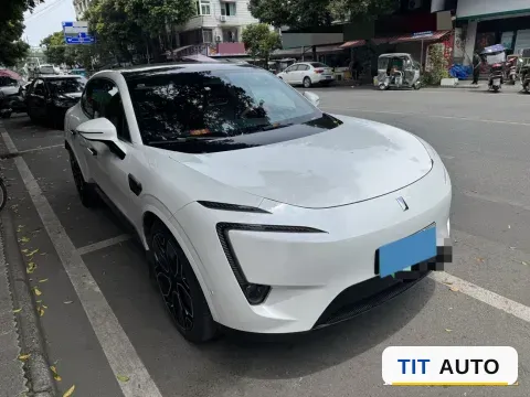 2023 Avatr 11 3