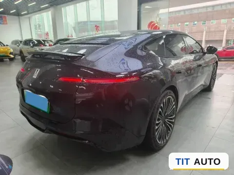 2025 Avatr 12 5