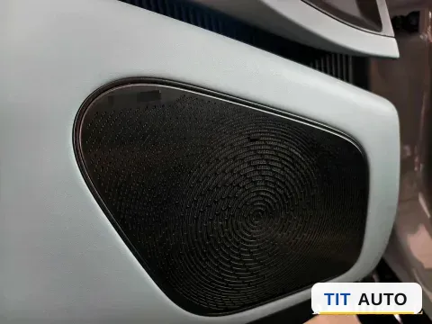 2025 Avatr 12 4