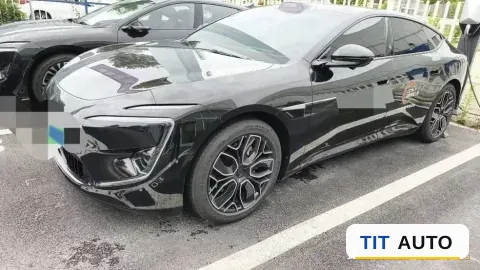 2026 Avatr 12