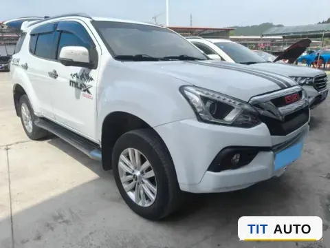 2018 Isuzu Mu-X 2