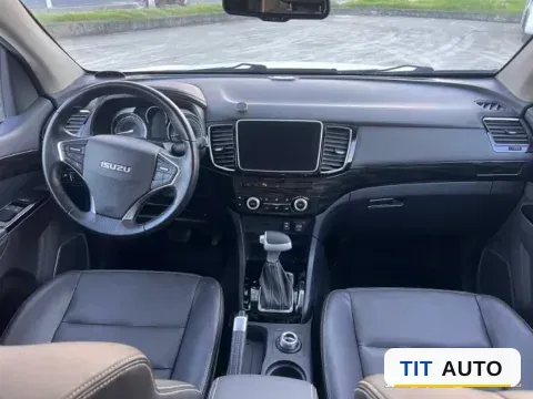 2021 Isuzu D-MAX 5