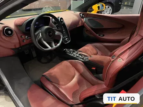 2023 McLaren GT 4