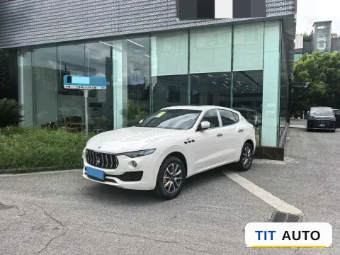 2022 Maserati Levante