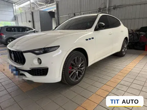 2022 Maserati Levante
