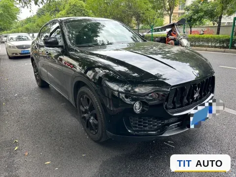 2019 Maserati Levante 4