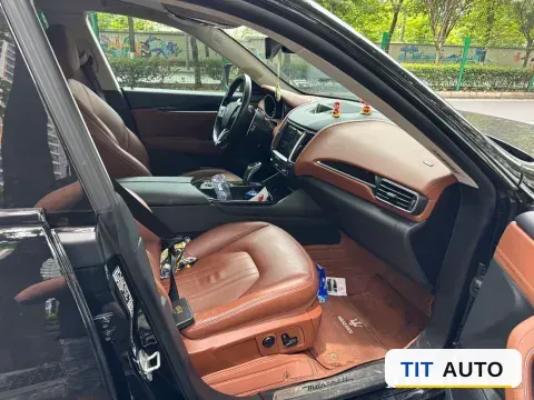 2019 Maserati Levante 9