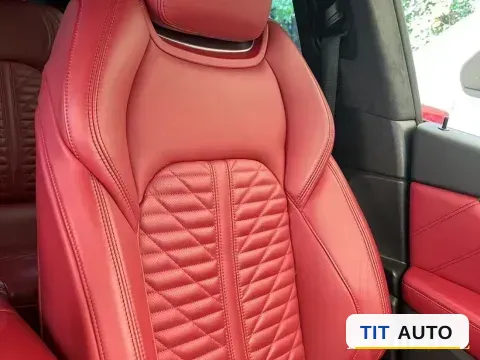 2019 Maserati Levante 3