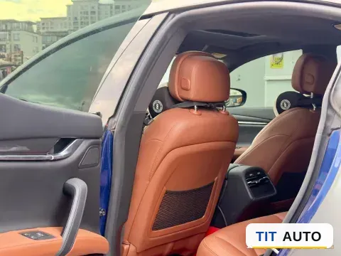 2019 Maserati Ghibli 5