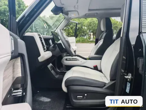 2024 Dongfeng RuiQi 7 6