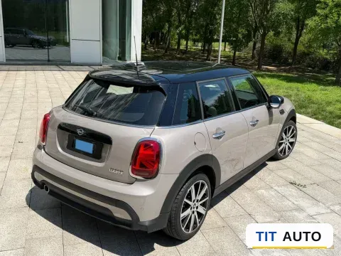 2023 MINI MINI 4